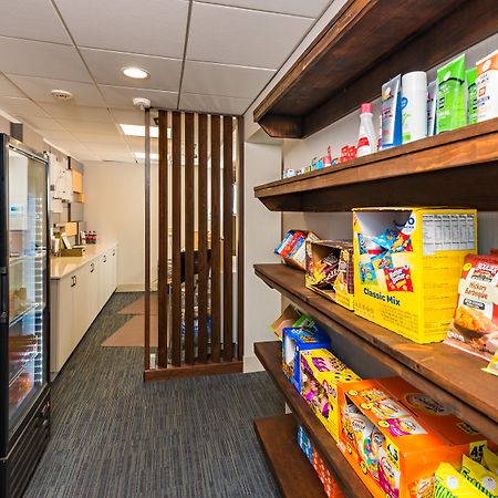 Holiday Inn Express Peoria North - Glendale By Ihg Екстериор снимка