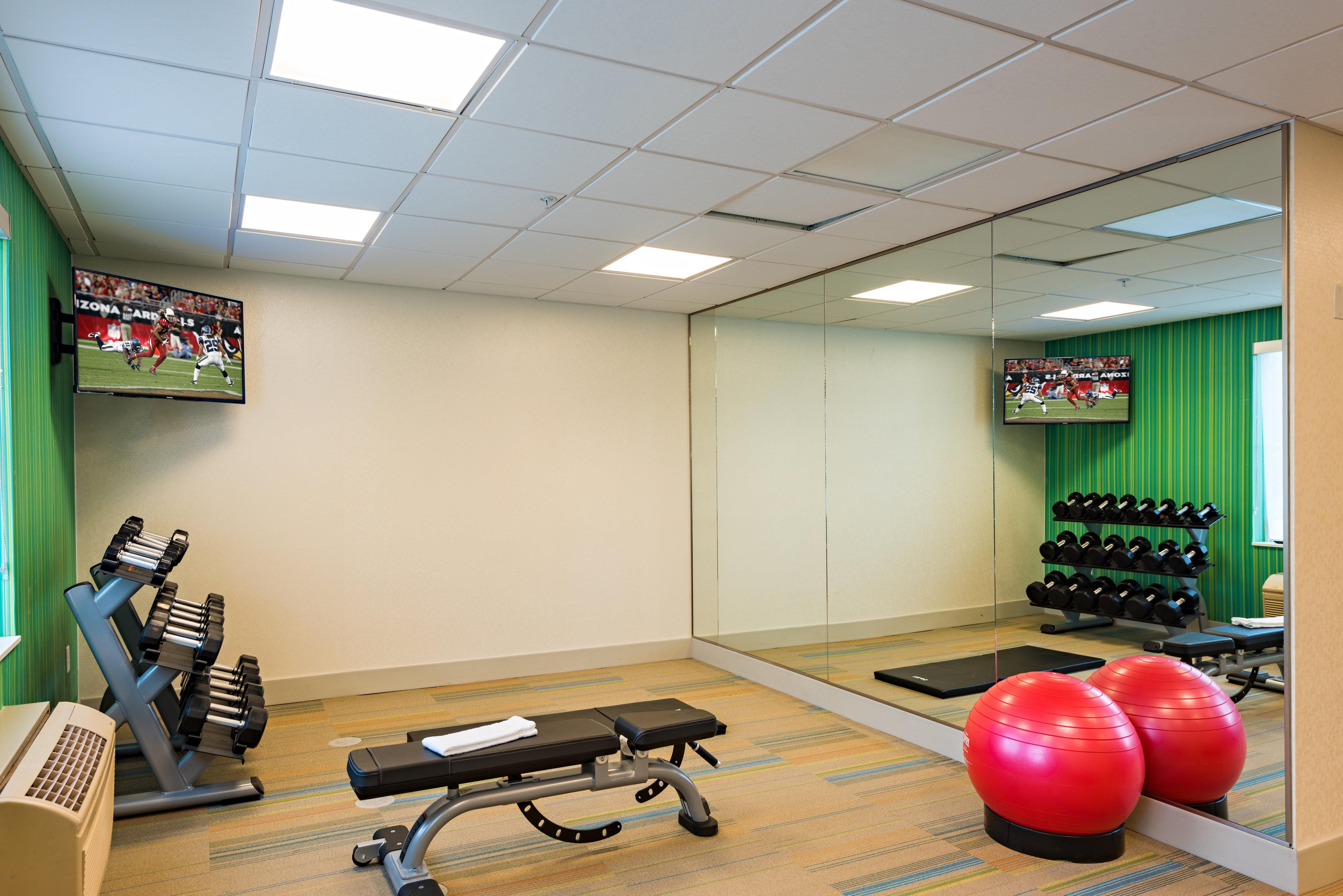 Holiday Inn Express Peoria North - Glendale By Ihg Екстериор снимка